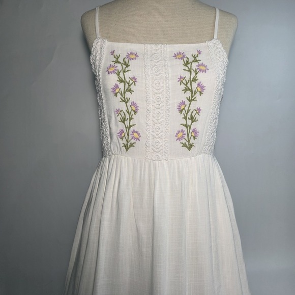 Patrons of Peace Lilly Dress XS Floral Boho Cottagecore Peasant Embroidery - Picture 3 of 10